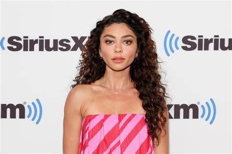 Sarah Hyland nude and masturbating video leak